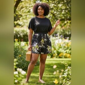 Torrid 2X Black Floral Romper Flutter Sleeve Keyhole Back Waist Stretch Soft EUC